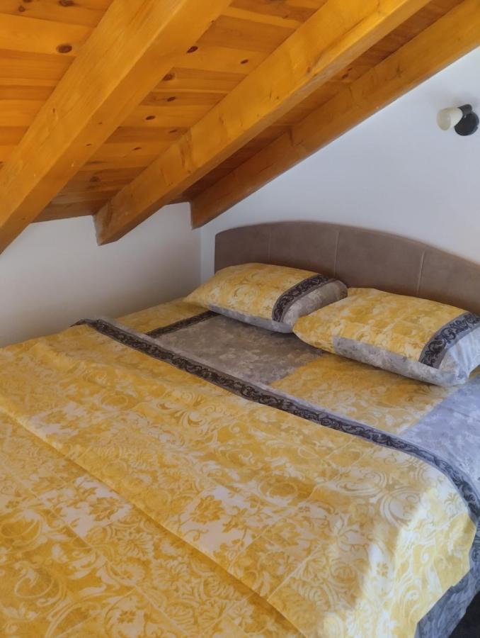 פודגוריצה Woodstone Apartman מראה חיצוני תמונה